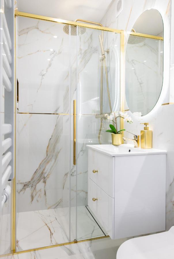 Glam & Modern By Cooee Apartments Варшава Екстер'єр фото
