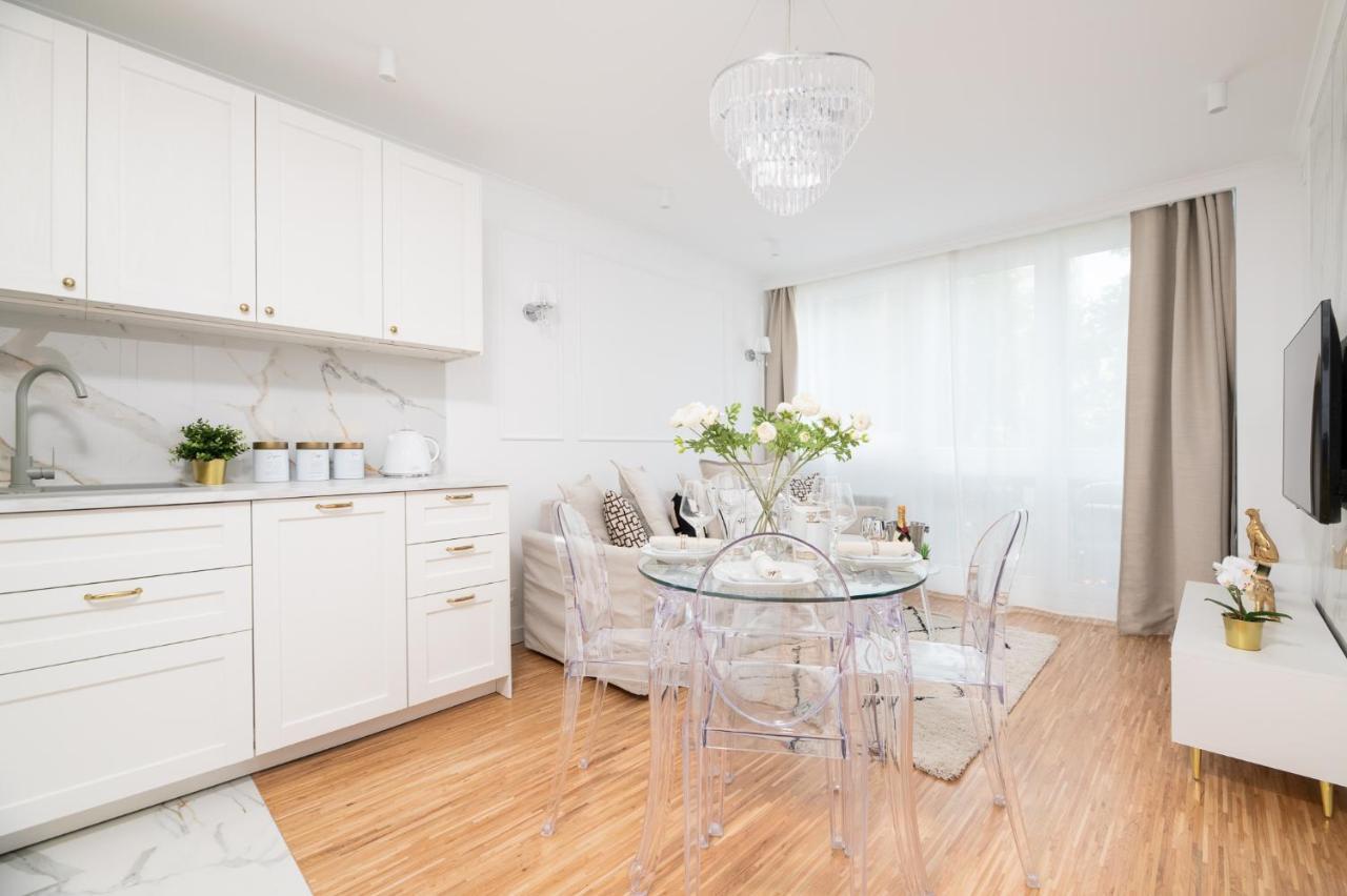 Glam & Modern By Cooee Apartments Варшава Екстер'єр фото