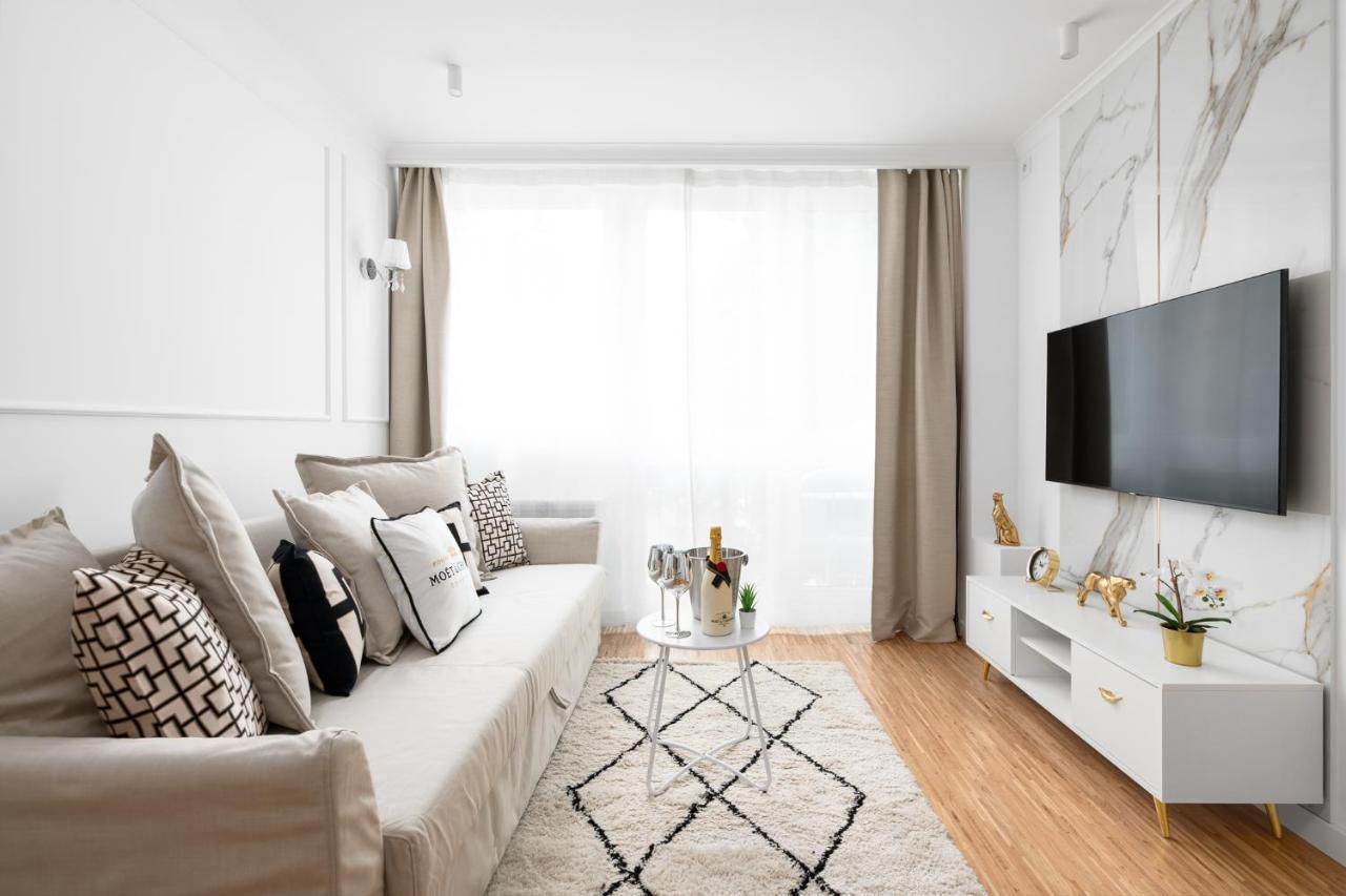 Glam & Modern By Cooee Apartments Варшава Екстер'єр фото